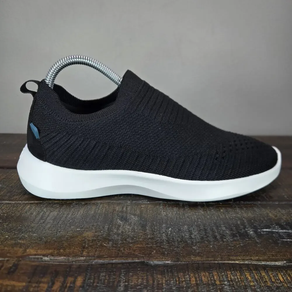 Vessi Everyday Move Slip On Womens Size 8 Waterproof Shoes Sneakers Onyx Black
